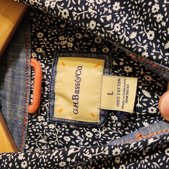 GH Bass ladies blouse - Picture 2 of 5